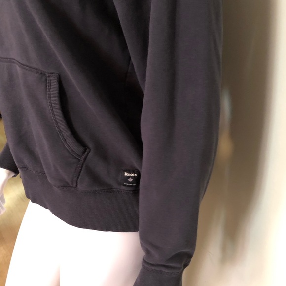 Grey/Black Roots Kangaroo Hoodie - M - Picture 3 of 6